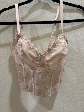 VICTORIAS SECRET Delicate Pink Floral Embroidered Bustier Top